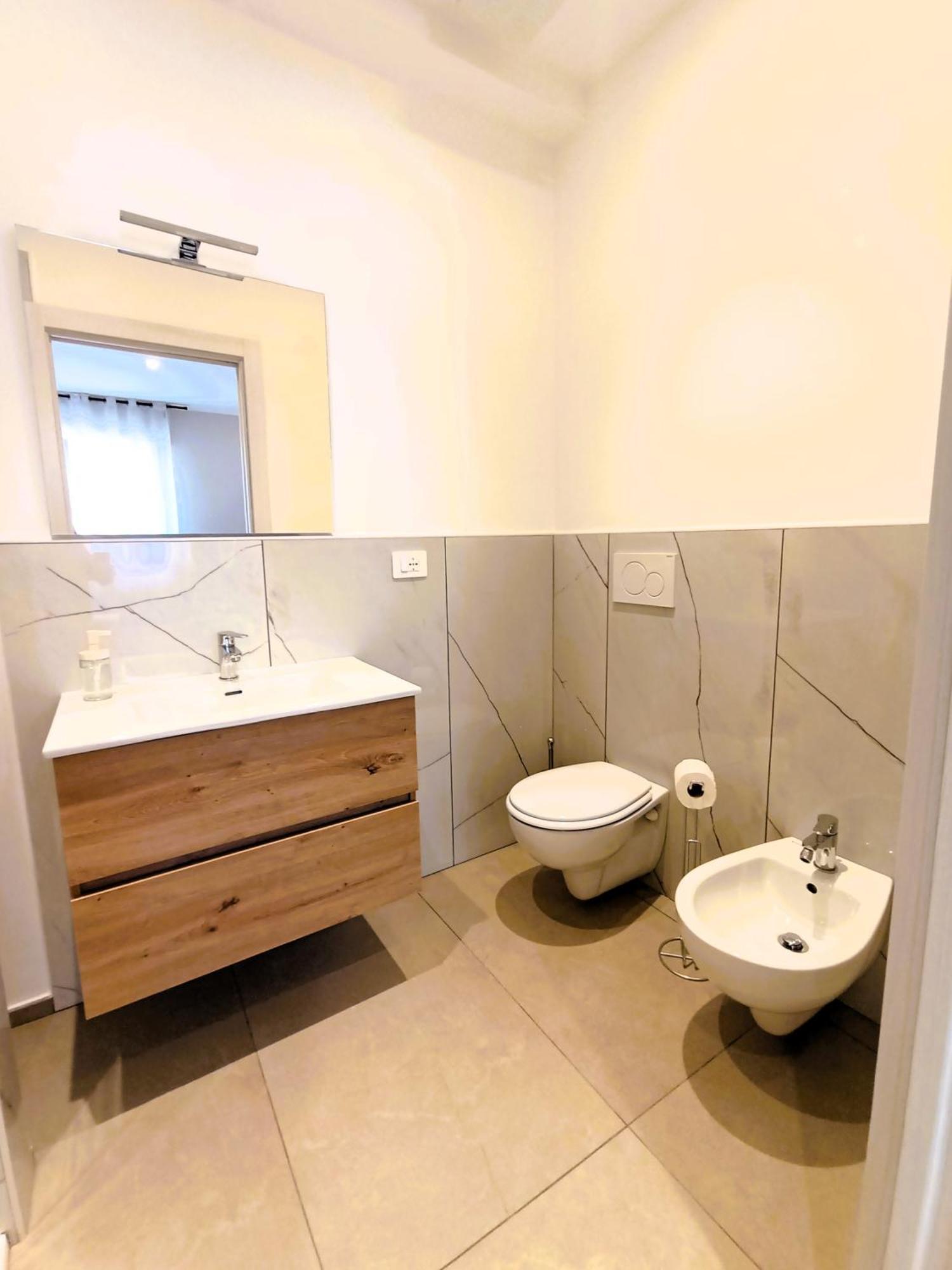 Mile Rooms Барі Екстер'єр фото